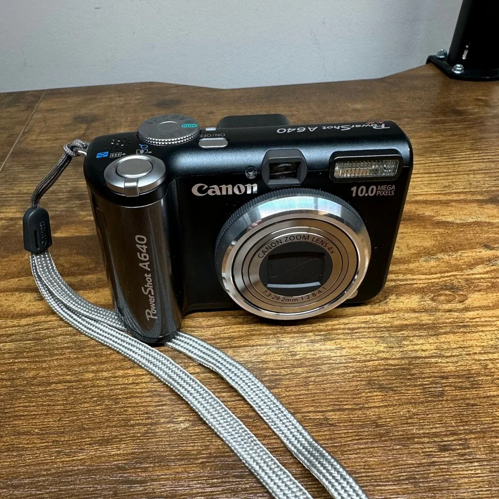 Canon PowerShot A640 Digital Camera 10.0MP 4x Zoom PC1200 Black WORKS